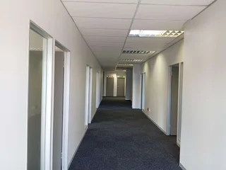 554m² Office to let Sunninghill