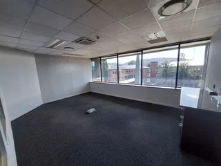 1196 sqm Office to Let in Bedfordview