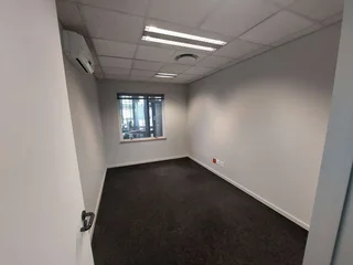 1196 sqm Office to Let in Bedfordview