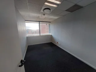 1196 sqm Office to Let in Bedfordview