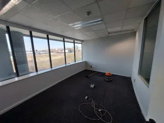 1196 sqm Office to Let in Bedfordview