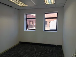 212m² Office to rent, Rivonia
