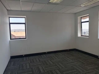 212m² Office to rent, Rivonia