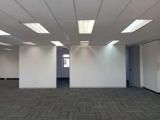 212m² Office to rent, Rivonia
