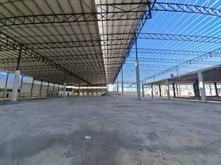 Newly Built 22,500m² Warehouse FOR SALE in Cornubia | Swindon Property