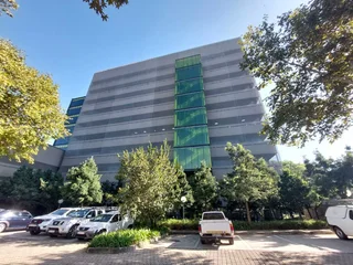 2111 sqm Office to Let in Bedfordview