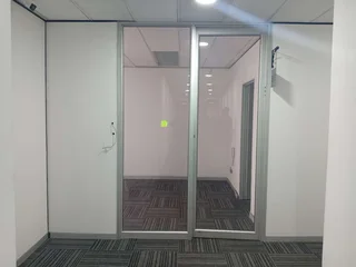 212m² Office to rent, Rivonia