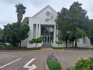 667m² Office to rent Woodmead