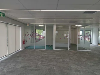 667m² Office to rent Woodmead