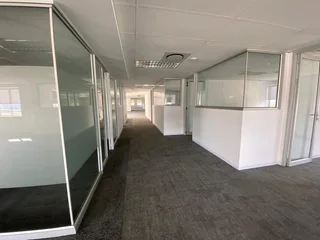 2415 sqm Office To Let in Bryanston