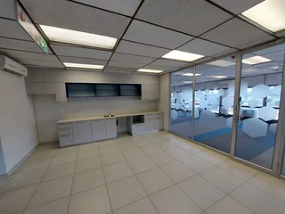 456 sqm Office to Let in Bedfordview