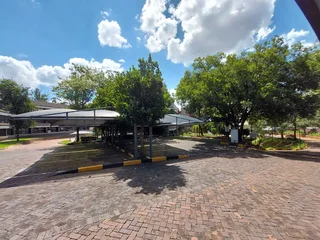 438 sqm Office to Let in Bedfordview