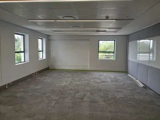 667m² Office to rent Woodmead