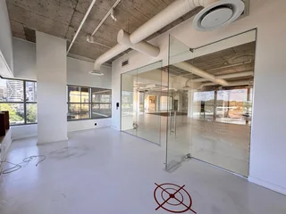 422 sqm Office to Let in Sandton
