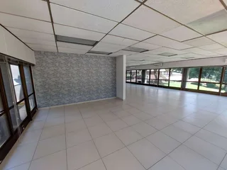 438 sqm Office to Let in Bedfordview
