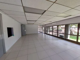 438 sqm Office to Let in Bedfordview