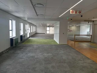 667m² Office to rent Woodmead