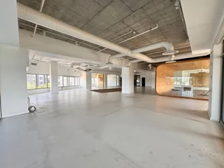 422 sqm Office to Let in Sandton