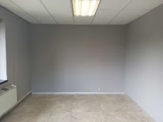 317m² Office to let Woodmead