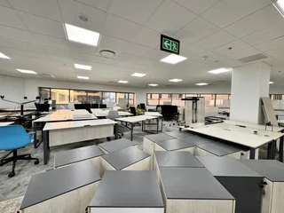 270 sqm Office to Let in Sandton