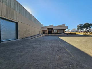 Warehouse available To Let in Spartan, Kempton Park