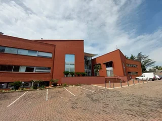 131 sqm Office to Let in Bedfordview