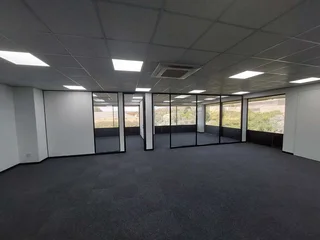 333 sqm offices To Let in Bedfordview