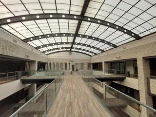 333 sqm offices To Let in Bedfordview