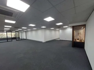 318 sqm Office to Let in Bedfordview