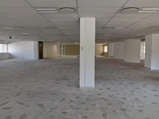 686 sqm Office To Rent, Woodmead