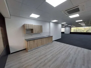 333 sqm offices To Let in Bedfordview