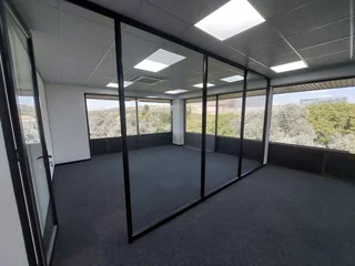 333 sqm offices To Let in Bedfordview