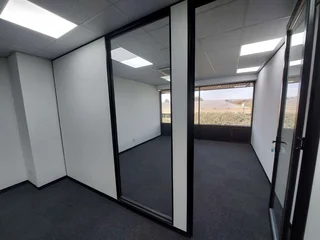 333 sqm offices To Let in Bedfordview