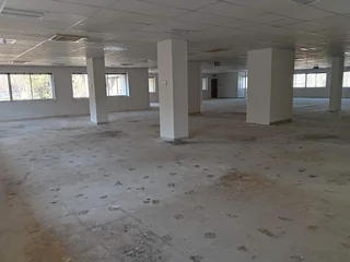 686 sqm Office To Rent, Woodmead