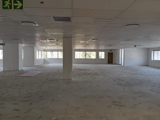 686 sqm Office To Rent, Woodmead