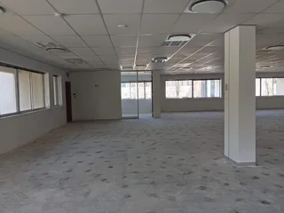 686 sqm Office To Rent, Woodmead