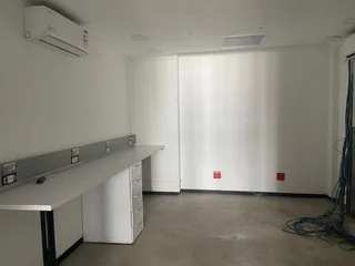 739 sqm Office To Let in Bryanston