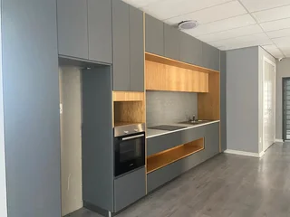 739 sqm Office To Let in Bryanston