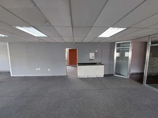 430 sqm Office to Let in Bedfordview