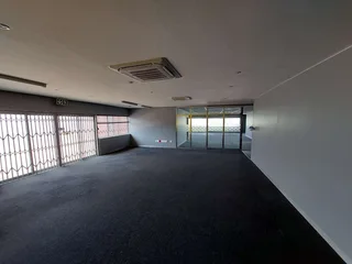 430 sqm Office to Let in Bedfordview