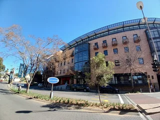 243 sqm Premium Office to Let in Melrose Arch