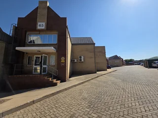 Special Offer - 1 Month Free Beneficial Occupation, Subject To A Minimum 2 Year Lease And 7% Esca...