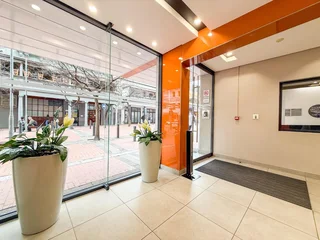 Contemporary Office Space To Let – 30 Waterkant Street, Cape Town CBD