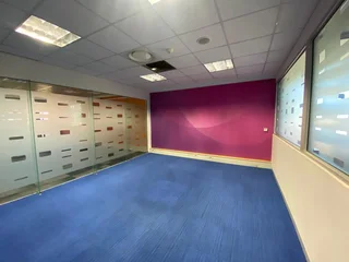 1090 sqm Office To Let in Bryanston