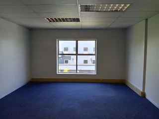 562m² Office to rent, Sunninghill