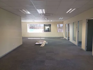 290 sqm Office To Rent, Woodmead