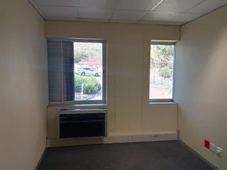 290 sqm Office To Rent, Woodmead