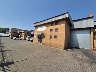 240m² Mini Factory / Warehouse To Let in Germiston