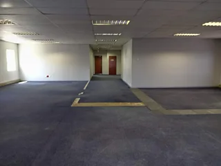 562m² Office to rent, Sunninghill