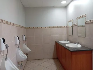 562m² Office to rent, Sunninghill